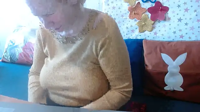 QueenLana online show from 06-02-26, 07:52