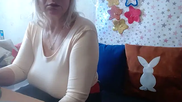 QueenLana online show from 03-02-26, 11:17