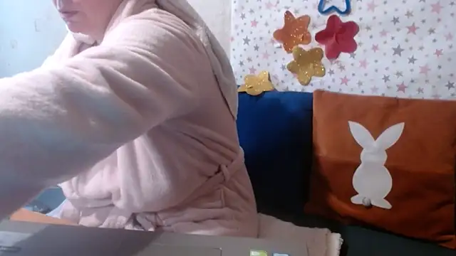 QueenLana online show from 05-14-26, 09:06