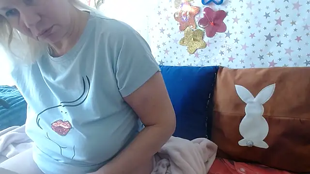 QueenLana online show from 03-05-26, 08:00