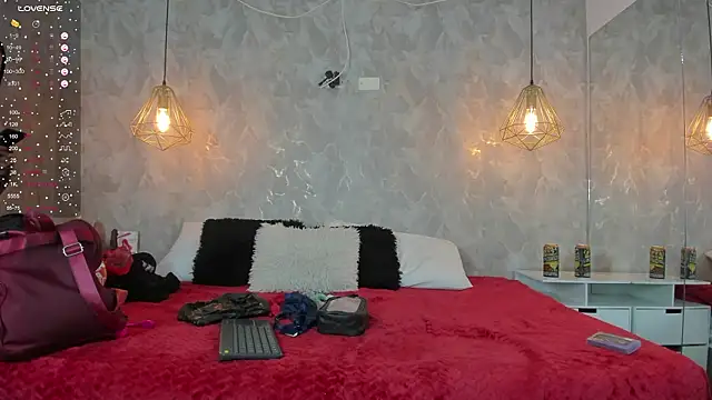 Snapshot of danaythamara1 chatting on 02-14-26, 10:54 danaythamara1 online show from 02-14-26, 10:54