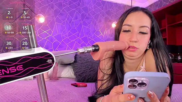 danaythamara1 online show from 11-04-25, 07:23