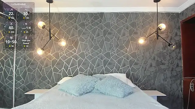 danaythamara1 online show from 09-17-25, 08:11