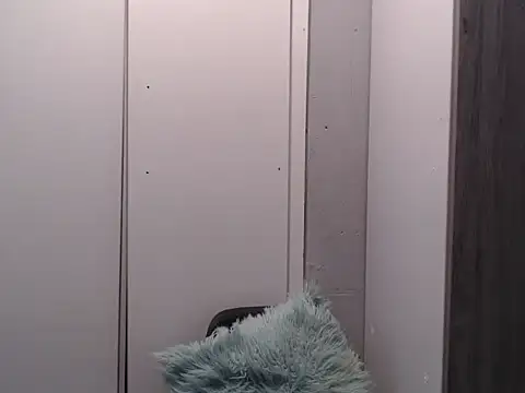 THREEHOLESPLEASURE99 online show from 02-06-26, 06:37