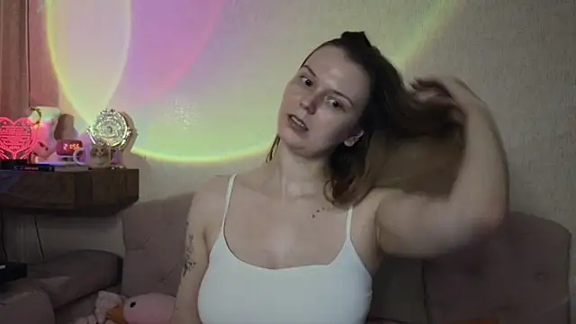 Vivian Davis online show from 06-06-26, 06:57