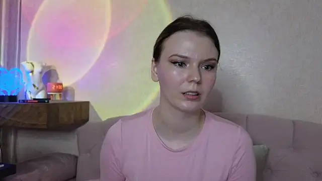 Vivian Davis online show from 05-04-26, 06:33