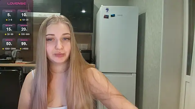 Snapshot of Adr1ana_ chatting on 02-05-26, 04:52 Adr1ana online show from 02-05-26, 04:52