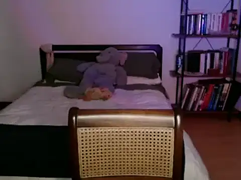 babyluna 8 8 online show from 12-12-24, 03:10