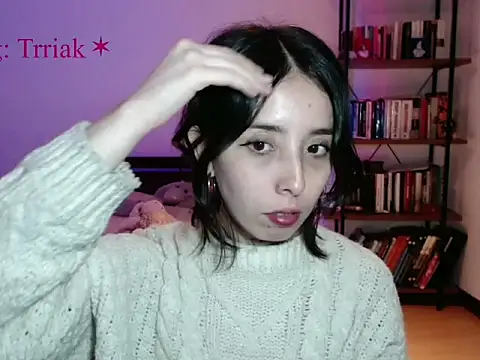 babyluna 8 8 online show from 04-18-26, 06:49