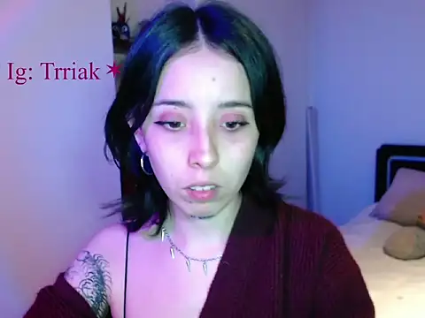 babyluna 8 8 online show from 04-24-26, 12:12