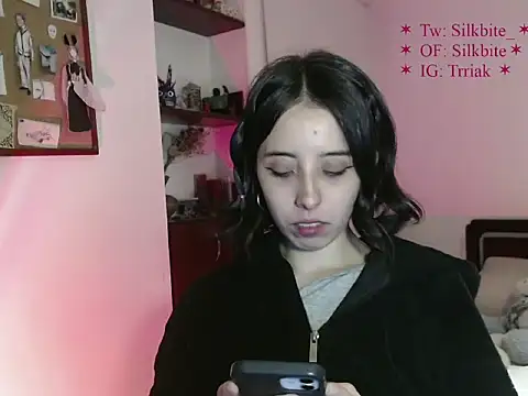 babyluna 8 8 online show from 05-12-26, 01:46