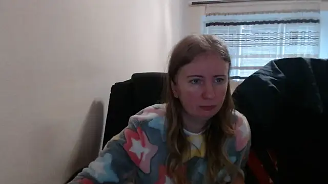 PeterAndJen online show from 12-21-25, 07:10