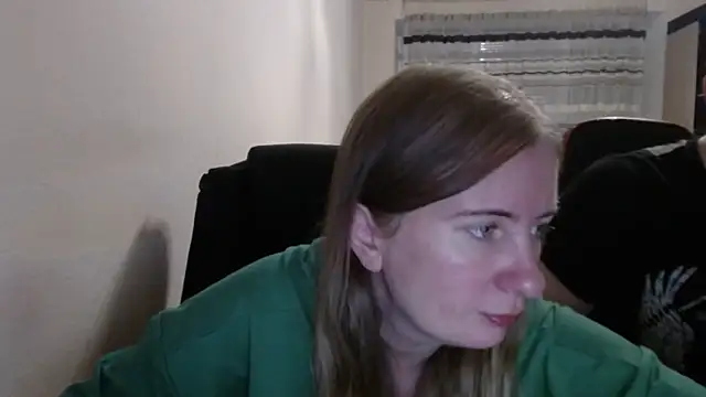 PeterAndJen online show from 10-19-25, 06:21