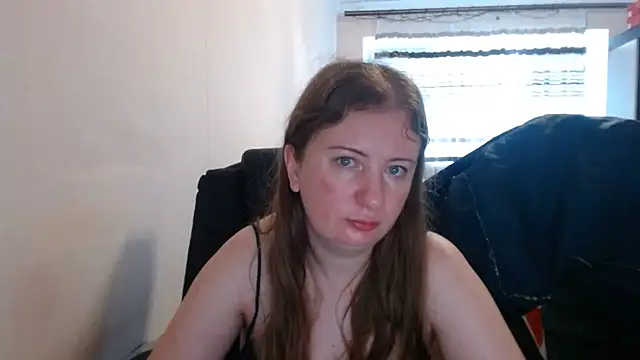 PeterAndJen online show from 07-15-26, 05:25