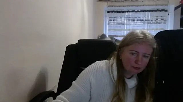 Snapshot of PeterAndJen chatting on 03-02-26, 07:21 PeterAndJen online show from 03-02-26, 07:21