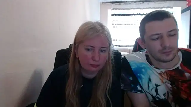 PeterAndJen online show from 06-03-26, 06:36