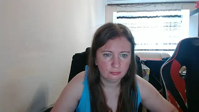 PeterAndJen online show from 07-04-26, 05:47