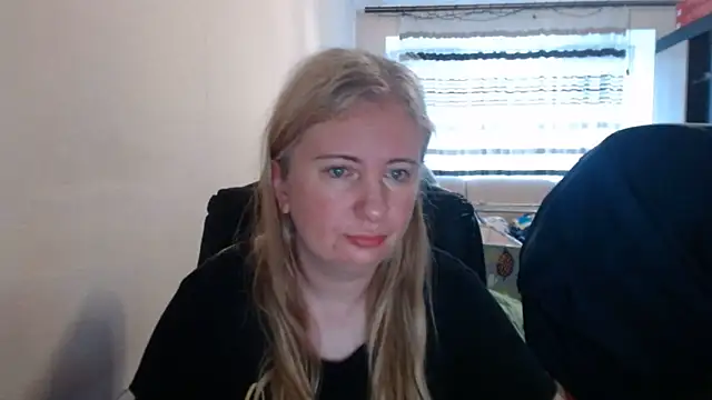 PeterAndJen online show from 06-11-26, 04:42