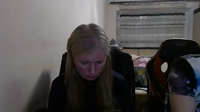 PeterAndJen online show from 06-02-26, 06:30
