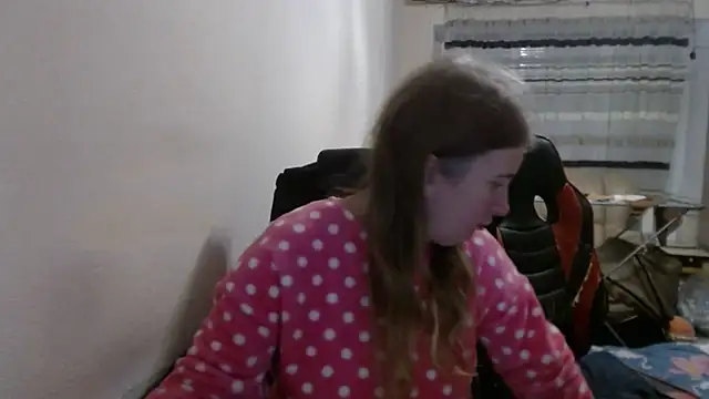 PeterAndJen online show from 01-07-26, 07:41