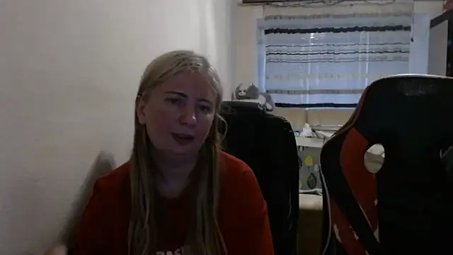 PeterAndJen online show from 05-09-26, 05:27