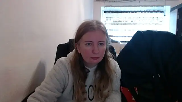 PeterAndJen online show from 01-18-26, 07:45