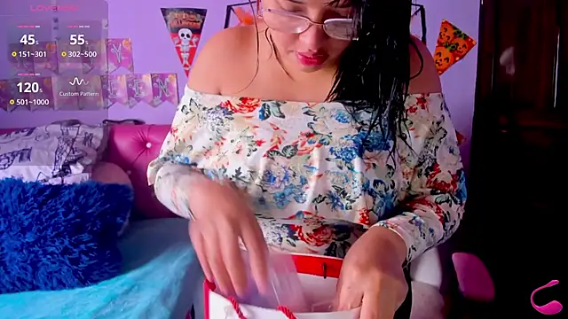 crissn0707 online show from 10-30-25, 02:36