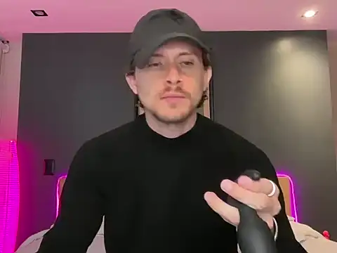 mcklister kinky feets online show from 02-15-26, 12:15