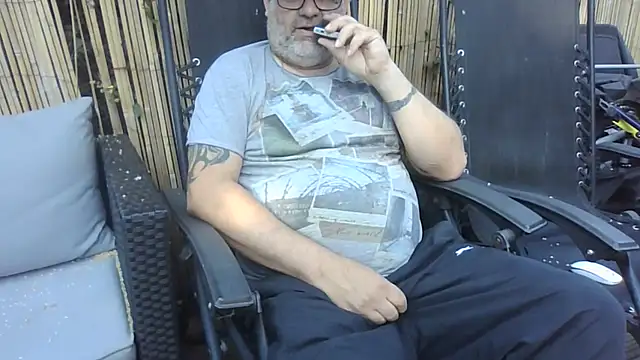 Snapshot of Naturistmale45 chatting on 07-09-26, 07:53 Naturistmale45 online show from 07-09-26, 07:53