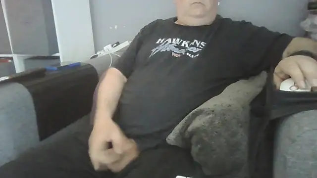 Snapshot of Naturistmale45 chatting on 05-10-26, 08:29 Naturistmale45 online show from 05-10-26, 08:29