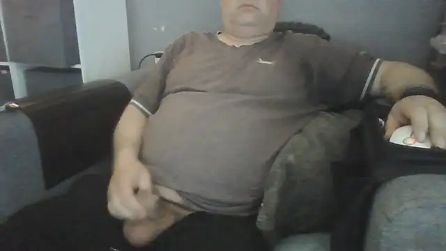 Snapshot of Naturistmale45 chatting on 05-18-26, 08:08 Naturistmale45 online show from 05-18-26, 08:08