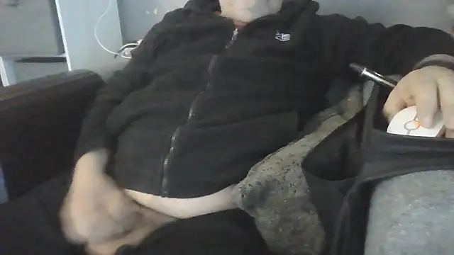 Snapshot of Naturistmale45 chatting on 05-05-26, 08:28 Naturistmale45 online show from 05-05-26, 08:28