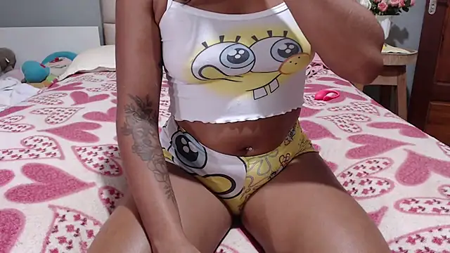 Snapshot of docemorena chatting on 03-07-26, 01:45 docemorena online show from 03-07-26, 01:45