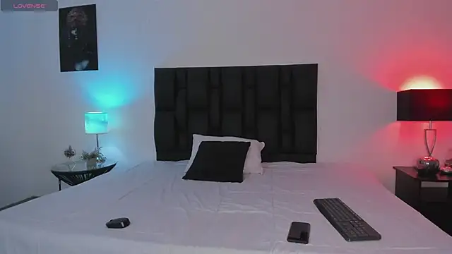 Snooky Clinton online show from 02-06-25, 04:31