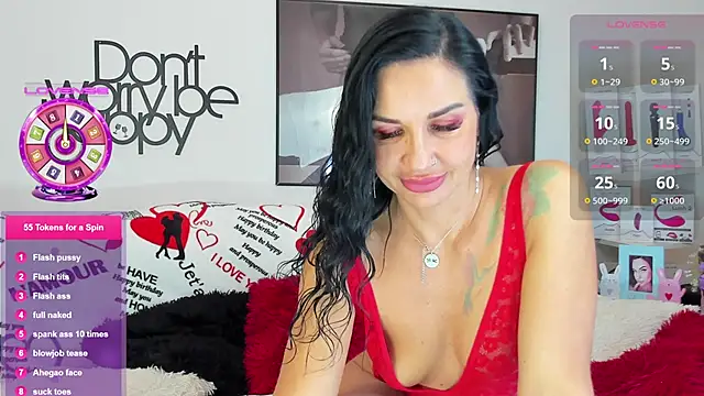 Tara Bloss online show from 03-11-25, 03:04