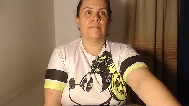agathamiller01 online show from 04-24-26, 01:51