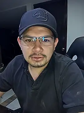 Snapshot of Javibell93 chatting on 02-25-26, 03:29 Javibell93 online show from 02-25-26, 03:29