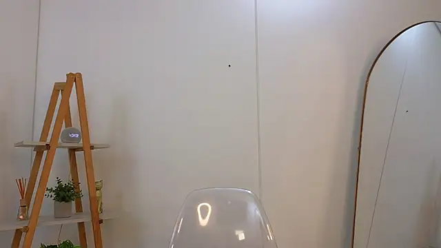 bella  adams online show from 06-17-26, 12:04