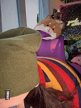 JennKenobi online show from 03-12-26, 02:43