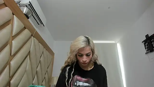 briana wonder69xxx online show from 05-01-26, 02:44