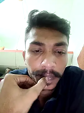Snapshot of PrabV0319 chatting on 10-06-25, 01:12 PrabV0319 online show from 10-06-25, 01:12