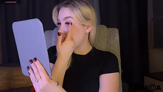 ariashaa online show from 03-25-26, 03:55