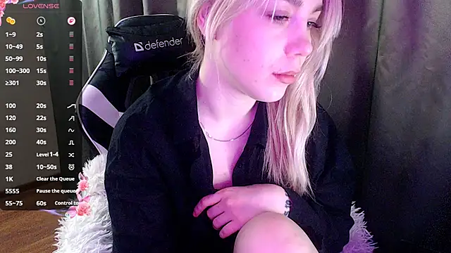 ariashaa online show from 10-22-25, 03:55