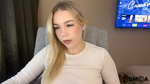 ariashaa online show from 12-19-25, 03:03