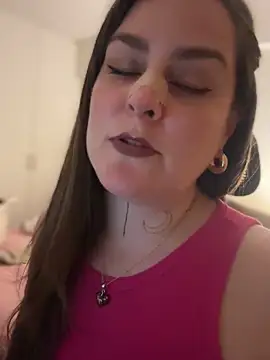 Snapshot of misslulipop chatting on 12-06-24, 12:29 misslulipop online show from 12-06-24, 12:29