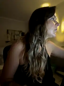 Snapshot of misslulipop chatting on 12-04-25, 11:59 misslulipop online show from 12-04-25, 11:59