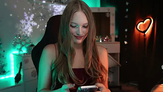 MrsTenderBeast online show from 12-17-25, 03:17