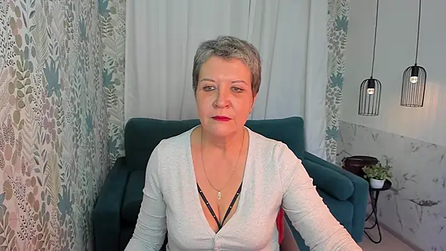 Snapshot of KathySunn chatting on 03-18-25, 07:22 KathySunn online show from 03-18-25, 07:22