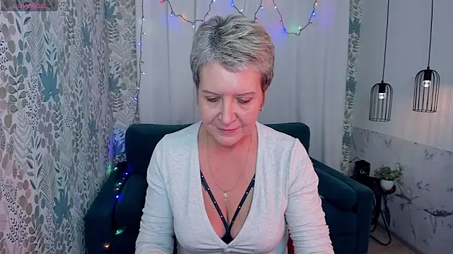 Snapshot of KathySunn chatting on 01-03-25, 07:39 KathySunn online show from 01-03-25, 07:39