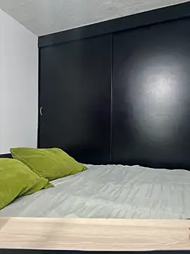 Angela isabella online show from 11-12-25, 10:02